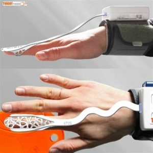 “Touchy Finger” doigt humain augmenté et connecté via Enise