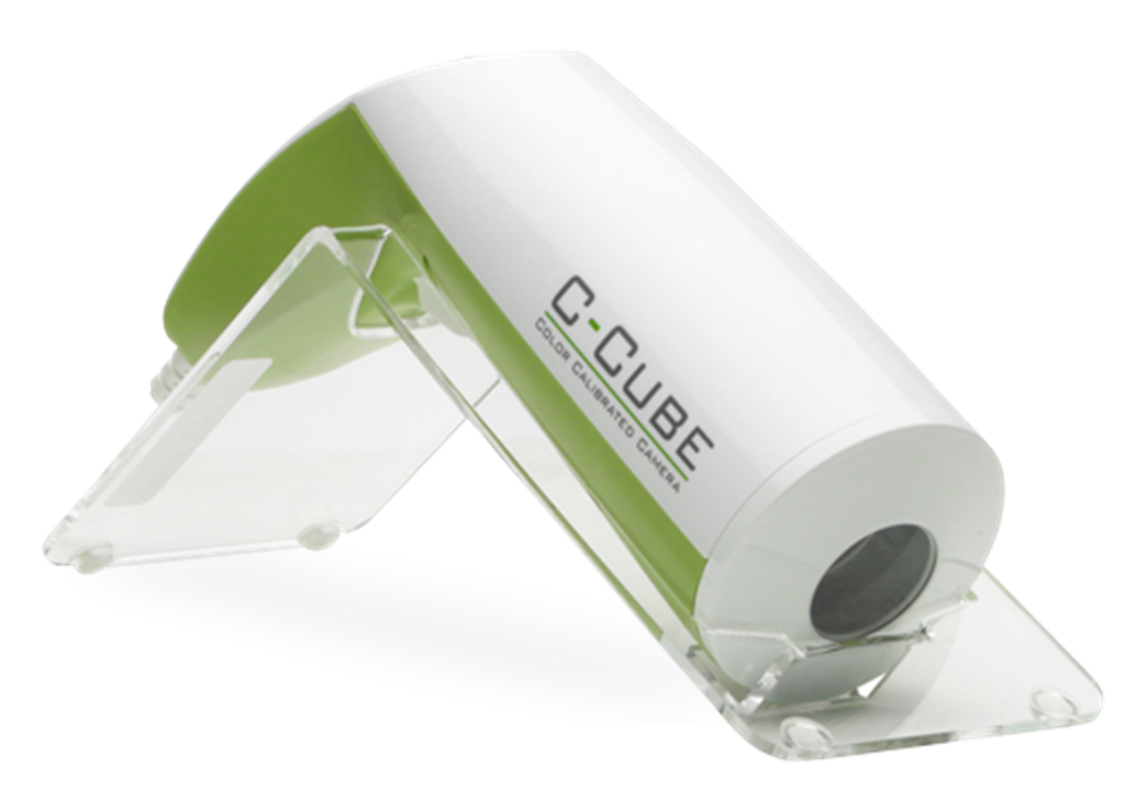 Caméra calibrée C-Cube sur support transparent