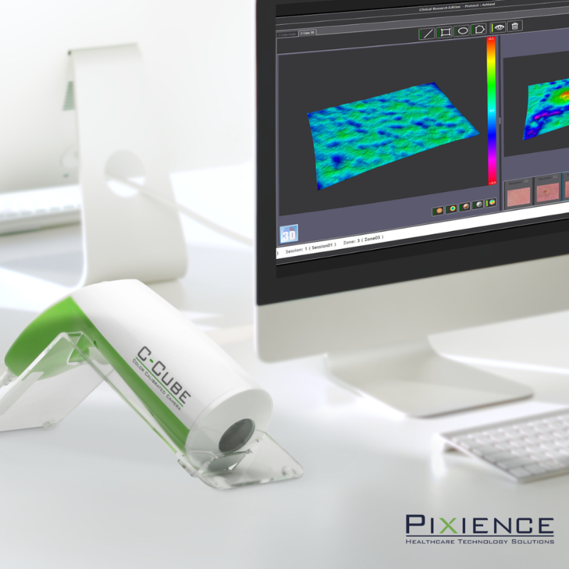 Appareil d'analyse dermatologique Pixience C-Cube et écran.